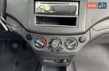 Седан Chevrolet Aveo 2006 в 