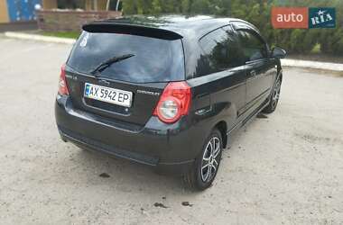 Хэтчбек Chevrolet Aveo 2008 в 