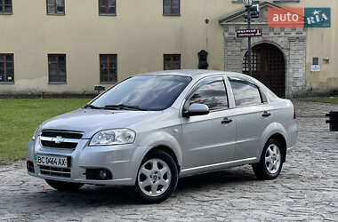 Седан Chevrolet Aveo 2006 в Жовкве