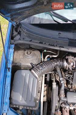Хетчбек Chevrolet Aveo 2006 в 