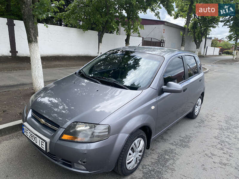 Хэтчбек Chevrolet Aveo 2006 в Днепре