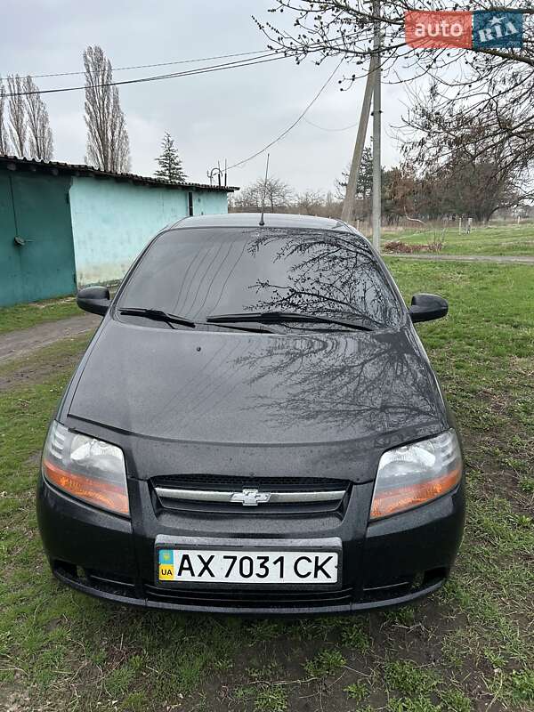 Седан Chevrolet Aveo 2005 в Харькове