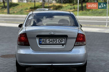 Седан Chevrolet Aveo 2005 в 