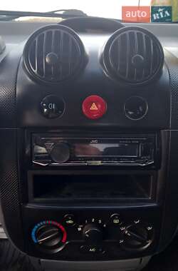 Седан Chevrolet Aveo 2005 в Тернополі