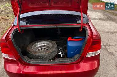 Седан Chevrolet Aveo 2004 в 