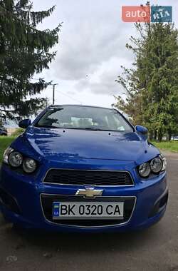 Хетчбек Chevrolet Aveo 2012 в Рівному