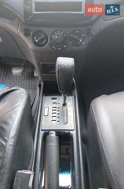 Хэтчбек Chevrolet Aveo 2008 в 