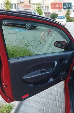 Хэтчбек Chevrolet Aveo 2008 в 