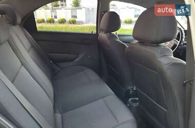 Седан Chevrolet Aveo 2011 в 