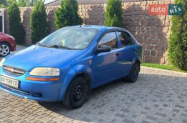 Седан Chevrolet Aveo 2003 в Кропивницькому