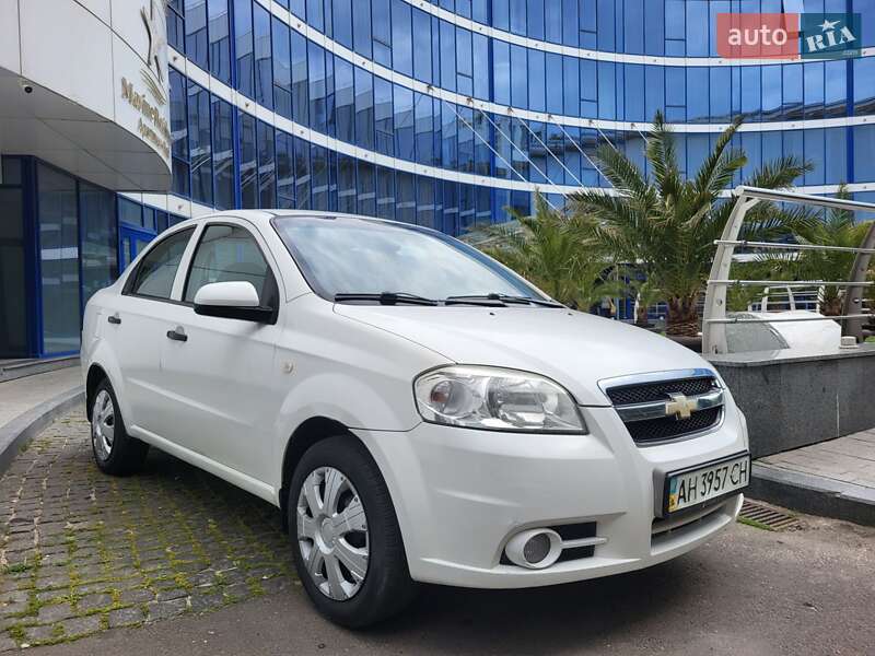 Седан Chevrolet Aveo 2007 в Одессе