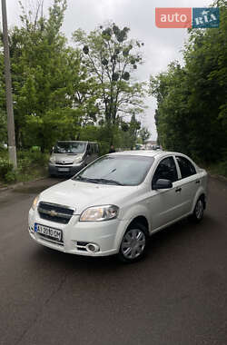 Седан Chevrolet Aveo 2008 в Киеве