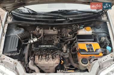 Седан Chevrolet Aveo 2005 в 