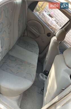 Седан Chevrolet Aveo 2005 в 
