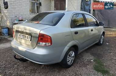 Седан Chevrolet Aveo 2005 в 