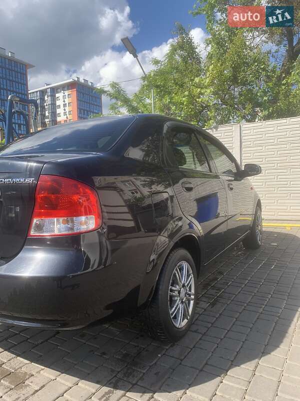 Седан Chevrolet Aveo 2005 в Одессе