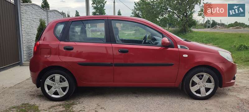 Хэтчбек Chevrolet Aveo 2008 в Чернигове