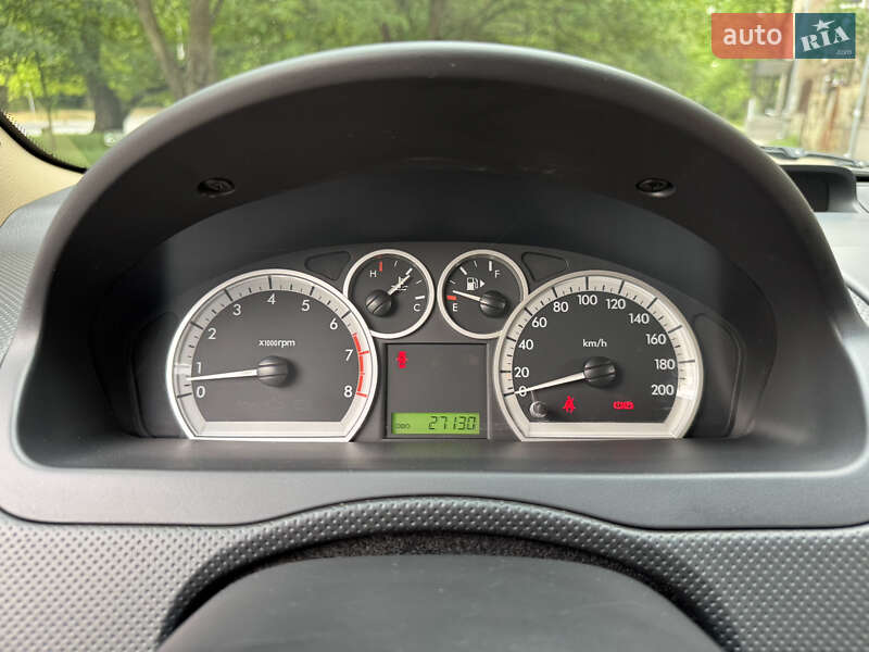 Седан Chevrolet Aveo 2008 в Запоріжжі