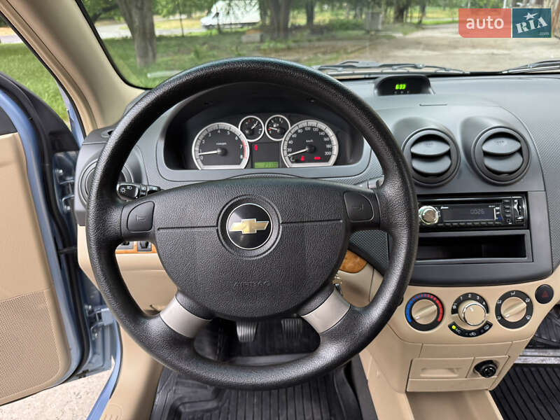 Седан Chevrolet Aveo 2008 в Запоріжжі