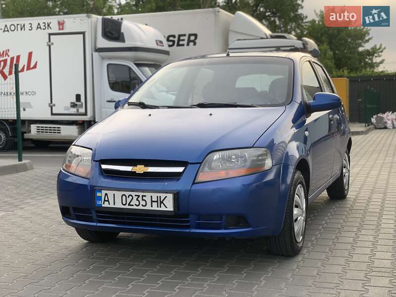 Хетчбек Chevrolet Aveo 2006 в 
