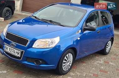 Хетчбек Chevrolet Aveo 2009 в Рівному