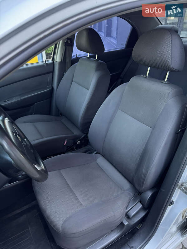 Седан Chevrolet Aveo 2011 в Запоріжжі
