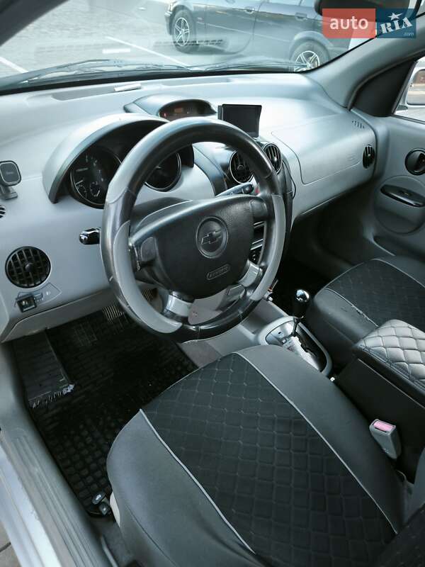 Седан Chevrolet Aveo 2005 в Луцке