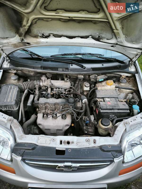 Седан Chevrolet Aveo 2005 в Луцке