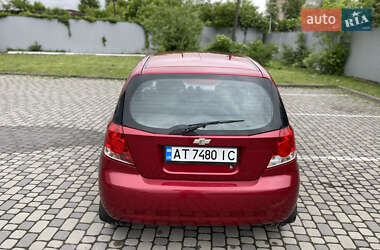 Хетчбек Chevrolet Aveo 2005 в 