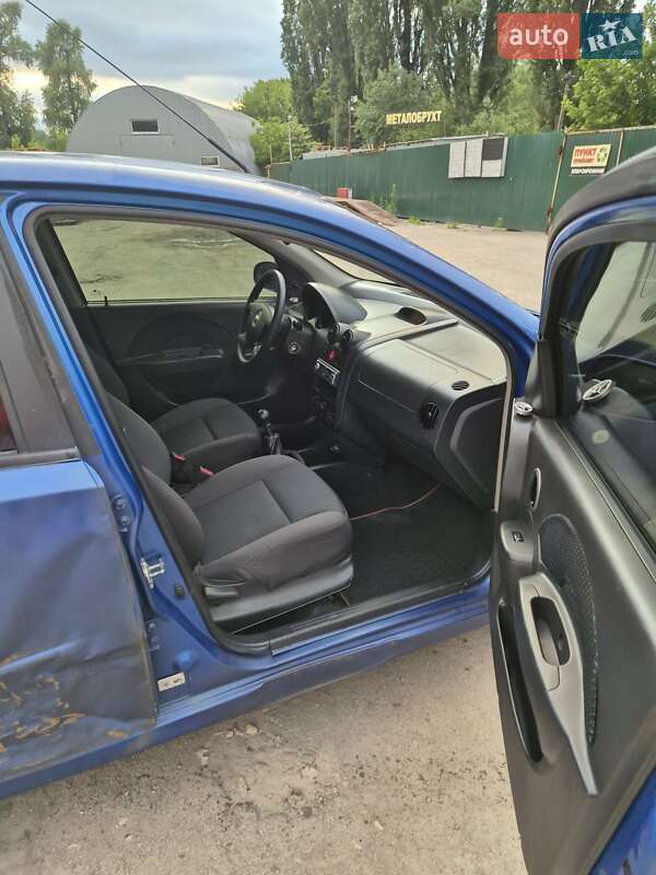 Хэтчбек Chevrolet Aveo 2007 в Киеве фото 9 Хэтчбек Chevrolet Aveo 2007 в Киеве