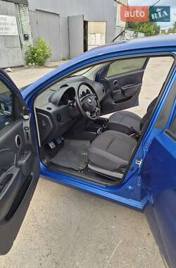 Хэтчбек Chevrolet Aveo 2007 в 