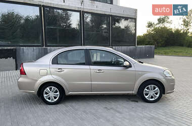 Седан Chevrolet Aveo 2008 в 