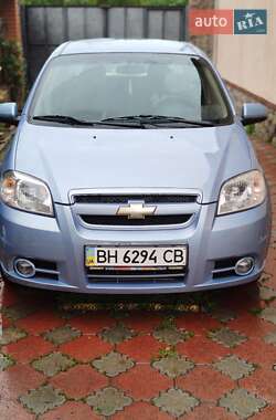 Седан Chevrolet Aveo 2008 в Ананьеве