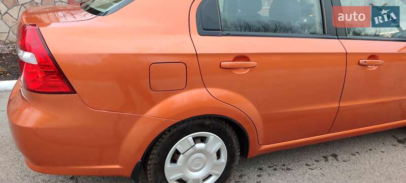 Седан Chevrolet Aveo 2008 в Борщеве