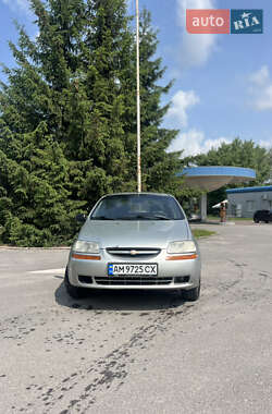 Седан Chevrolet Aveo 2005 в Бердичеві