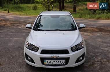 Седан Chevrolet Aveo 2013 в Києві
