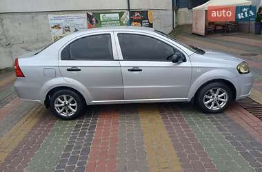 Седан Chevrolet Aveo 2006 в 