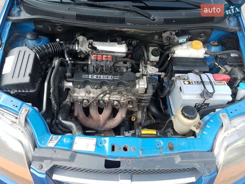 Хетчбек Chevrolet Aveo 2005 в Вознесенську