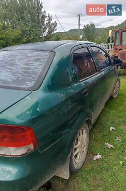 Седан Chevrolet Aveo 2004 в 