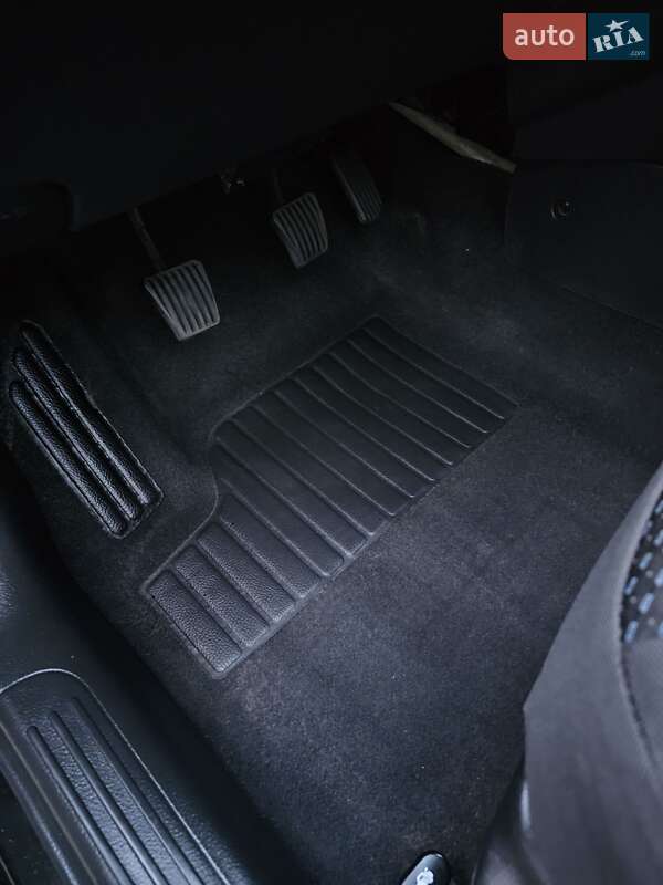 Хэтчбек Chevrolet Aveo 2006 в Харькове