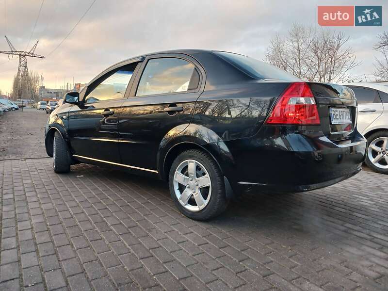 Седан Chevrolet Aveo 2007 в Миколаєві