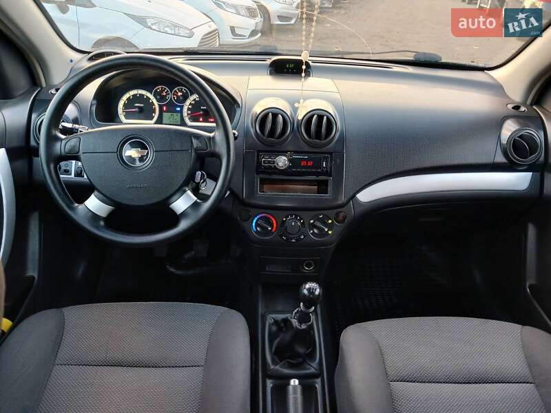 Седан Chevrolet Aveo 2007 в Миколаєві