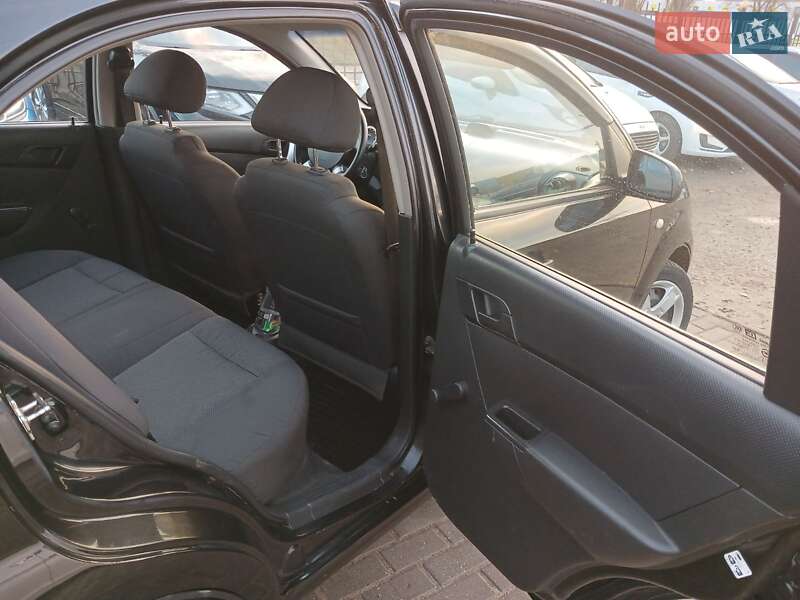 Седан Chevrolet Aveo 2007 в Миколаєві