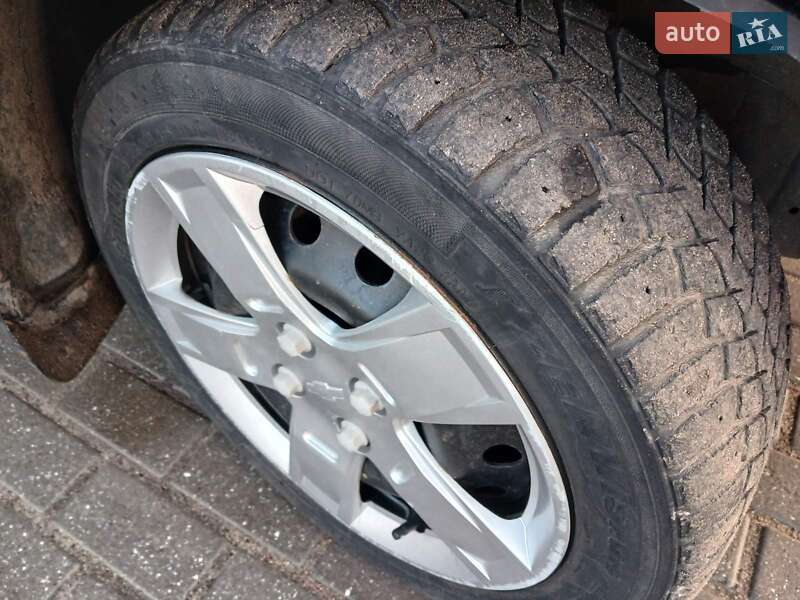 Седан Chevrolet Aveo 2007 в Миколаєві