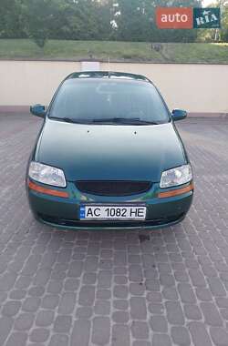 Седан Chevrolet Aveo 2005 в Остроге