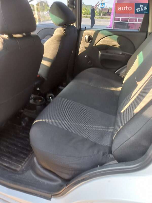 Хетчбек Chevrolet Aveo 2006 в Києві фото 11 Хетчбек Chevrolet Aveo 2006 в Києві