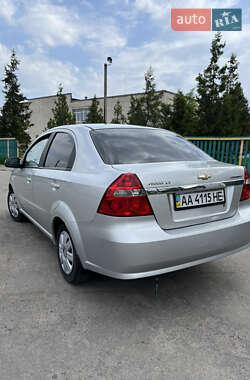 Седан Chevrolet Aveo 2008 в 