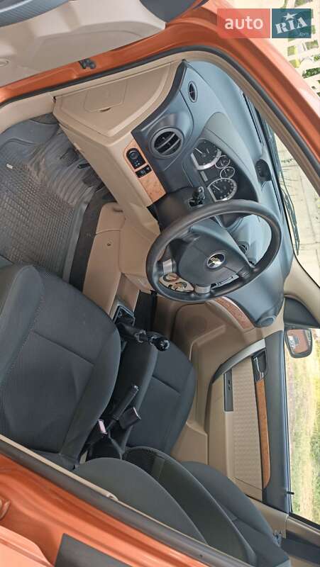 Седан Chevrolet Aveo 2007 в Днепре