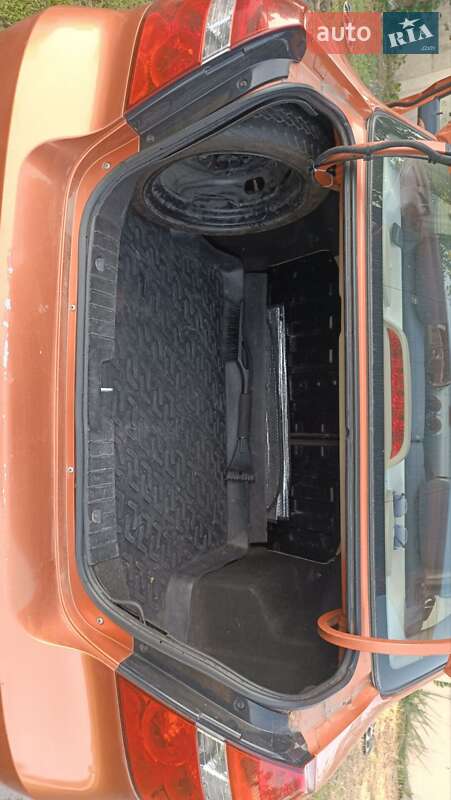 Седан Chevrolet Aveo 2007 в Днепре
