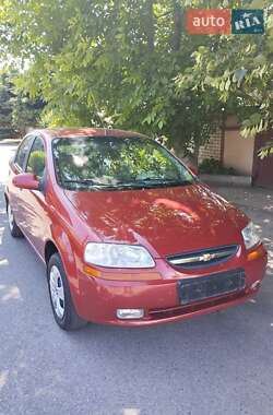 Седан Chevrolet Aveo 2005 в Днепре